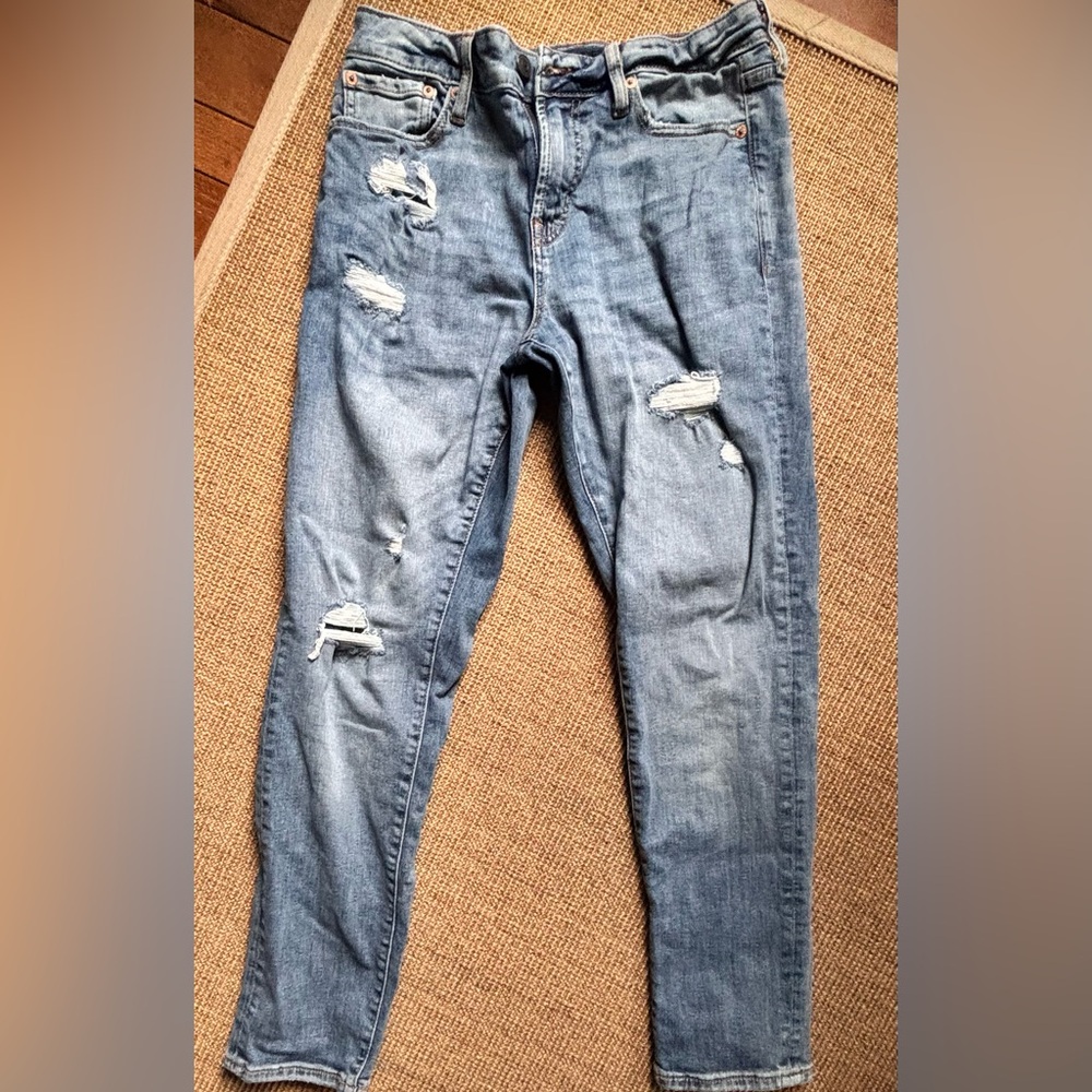 Aeropostale Men's Light Blue Distressed Athletic Skinny Jeans  Size 28/30